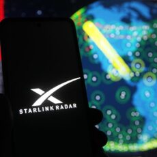 Starlink lidera mercado de internet por satélite no Brasil