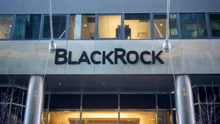 BlackRock volta a mostrar apetite para M&A e adquire o “petróleo do século XXI”