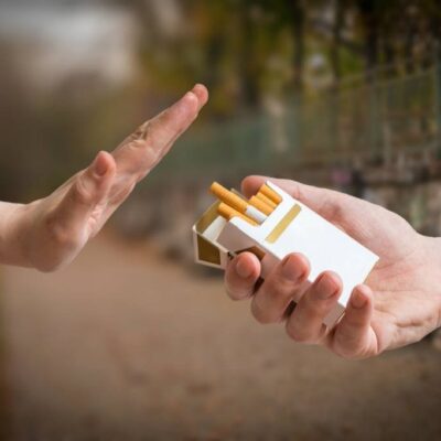 OMS lança 1ª diretriz para quem pretende parar de fumar; veja as recomendações